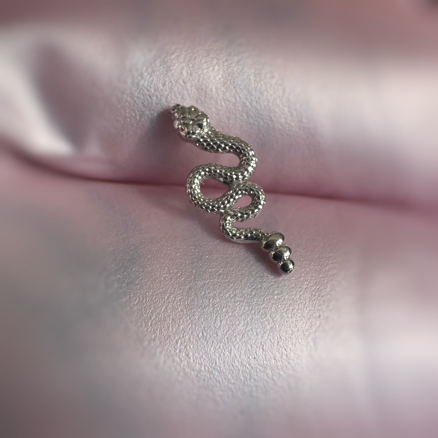 Slither snake attachment